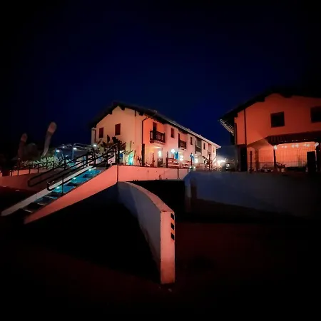 Casitas De Santillana Сasa de vacaciones *