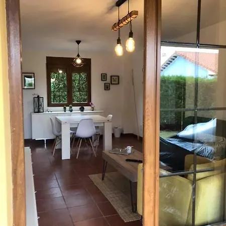 Casitas De Santillana