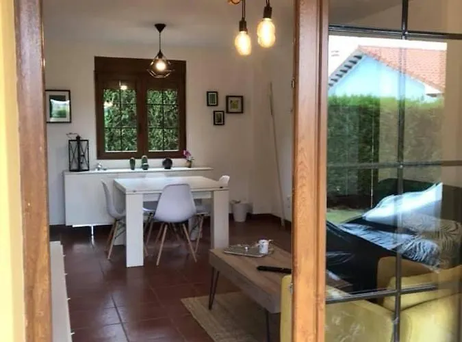 Casitas De Santillana