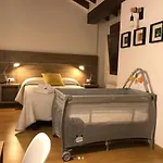 Casitas De Santillana بيت للعطل