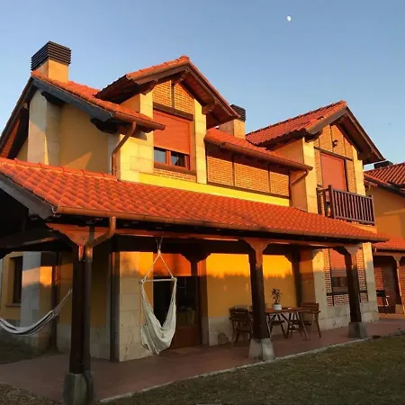 Casitas De Santillana *